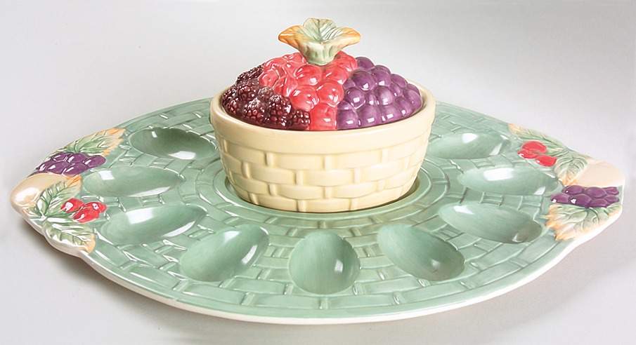 Jamberry Sculpted Deviled Egg with Covered Bowl by Pfaltzgraff-1