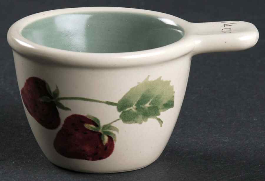 Jamberry 1/4 Cup Measuring Cup by Pfaltzgraff-1