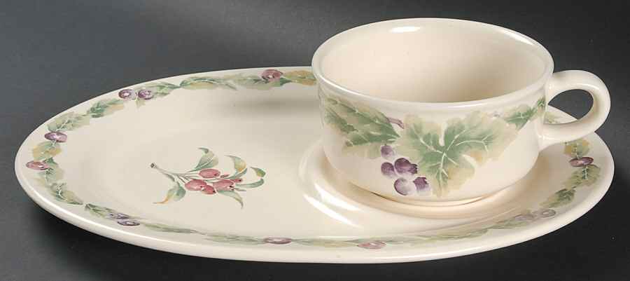 Jamberry Snack Tray & Soup Mug Set by Pfaltzgraff-1