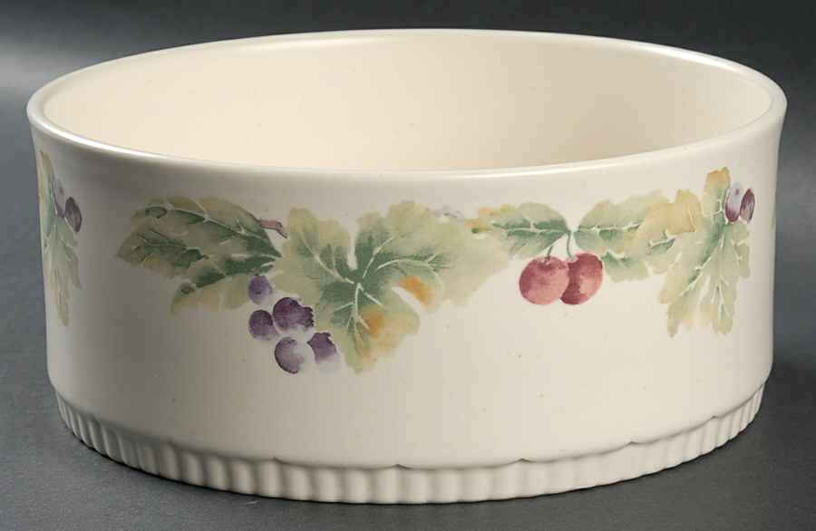 Jamberry 2.5 Quart Round Baker No Lid by Pfaltzgraff-1