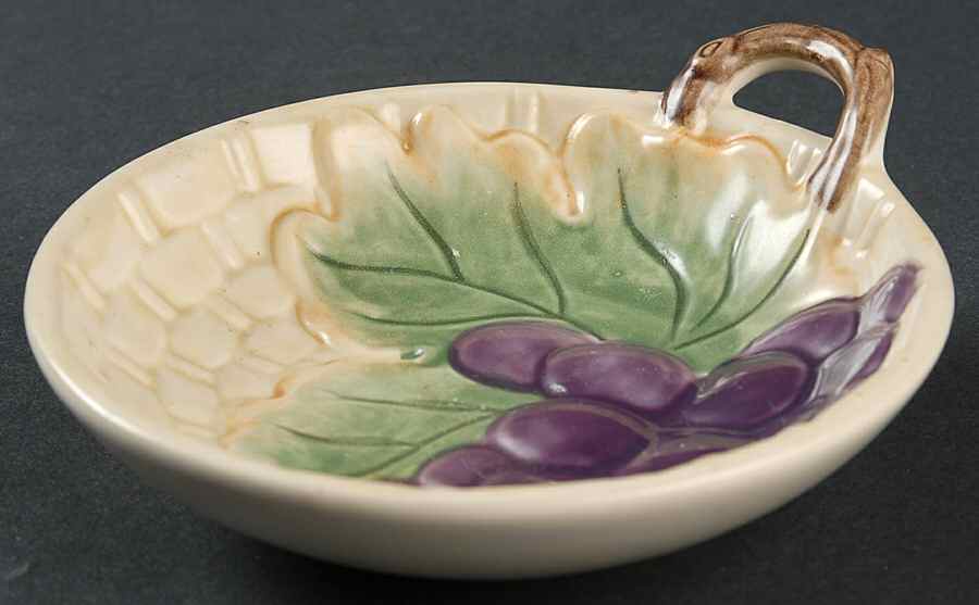 Jamberry Embossed Side Dish by Pfaltzgraff-1