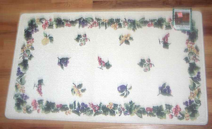 Jamberry Rectangular Berber Rug by Pfaltzgraff-1