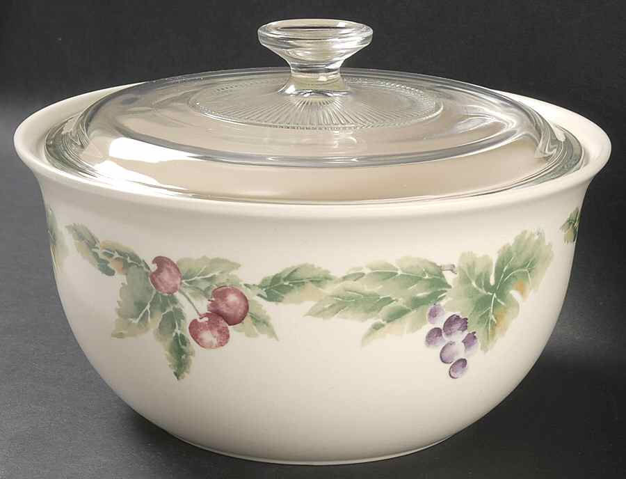 Jamberry 3 Qt Round Covered Casserole with Glass Lid by Pfaltzgraff-1
