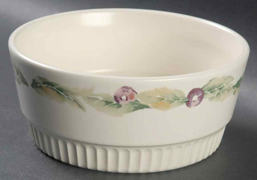 Jamberry 6" Round Baker by Pfaltzgraff-1