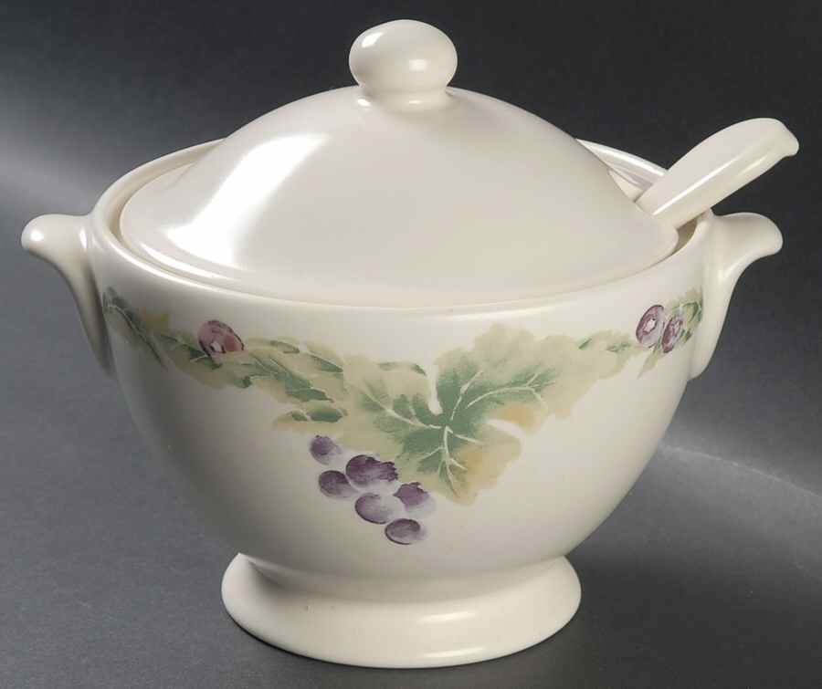 Jamberry Mini Tureen w/Lid & Ladle by Pfaltzgraff-1