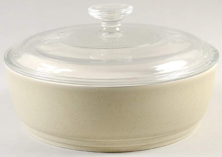 Cappuccino 2 Qt Round Covered Casserole by Pfaltzgraff-1