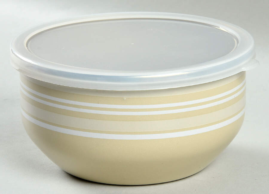 Cappuccino Bowl-Metal 5 3/4" with Plastic Lid by Pfaltzgraff-1