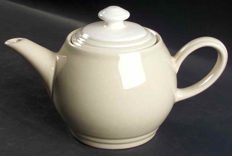 Cappuccino Teapot & Lid by Pfaltzgraff-1