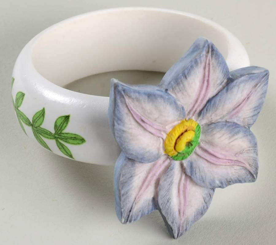 Botanic Garden Countertop Collection Resin Napkin Ring by Portmeirion-1