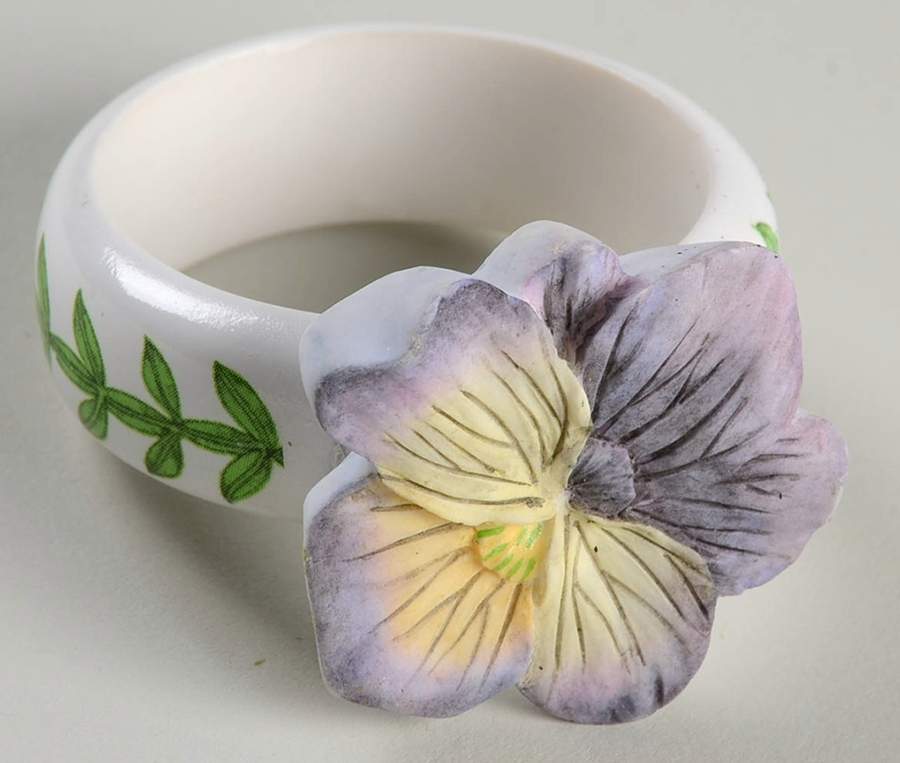 Botanic Garden Countertop Collection Resin Napkin Ring by Portmeirion-1
