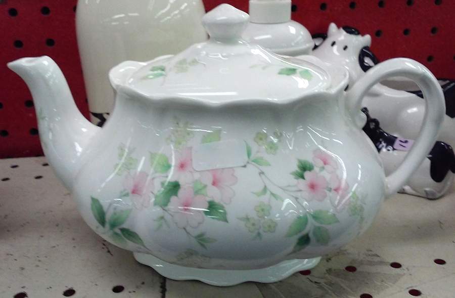 PAL5 Teapot & Lid by Palissy-1