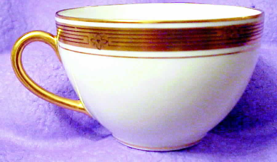 PIC44 Flat Cup by Pickard-1
