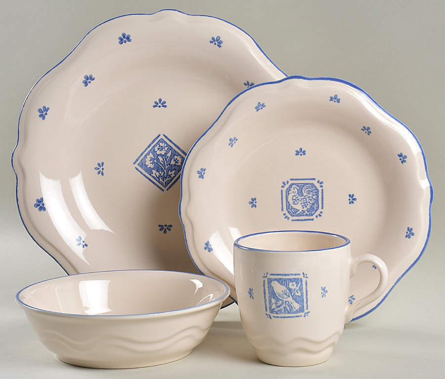 Maison Blue 4 Piece Place Setting by Pfaltzgraff-1