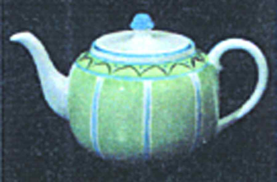 White Point Garden Teapot & Lid by Presenttense-1