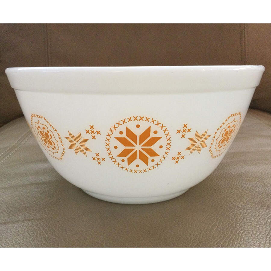 Town & Country 7" Mixing Bowl by Pyrex-1