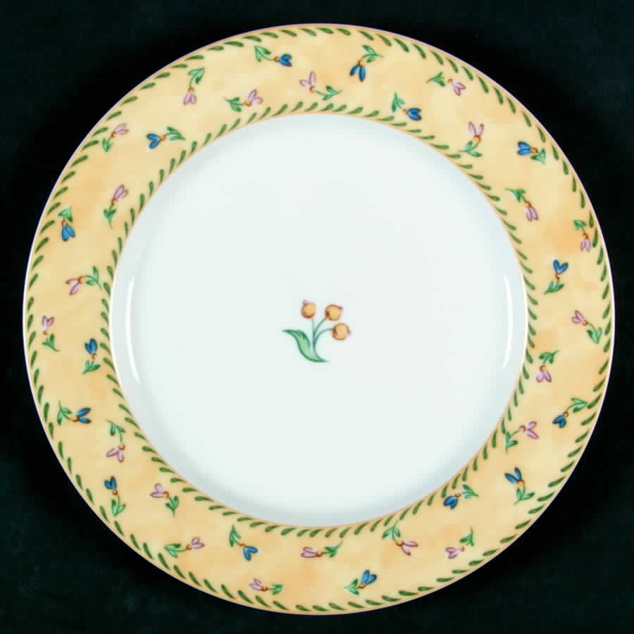 823A Salad/Dessert Plate by Patra-1