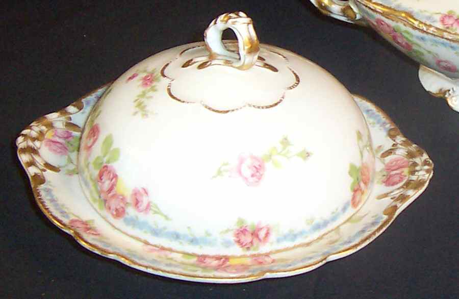 POY285 Round Covered Butter by Jean Pouyat-1