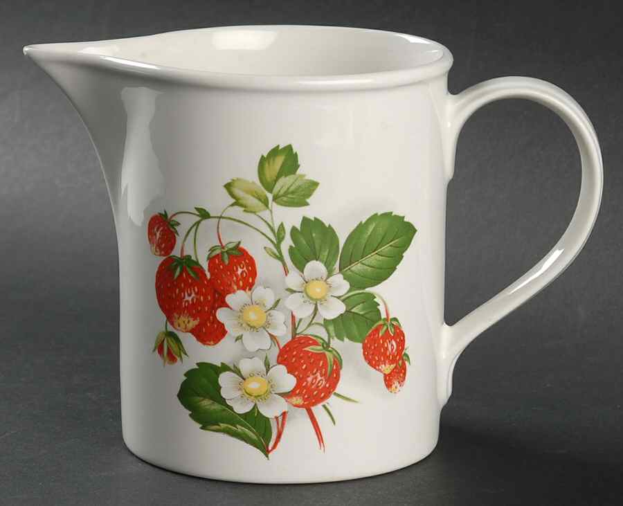 Strawberries 32 Oz Pitcher by Portmeirion-1