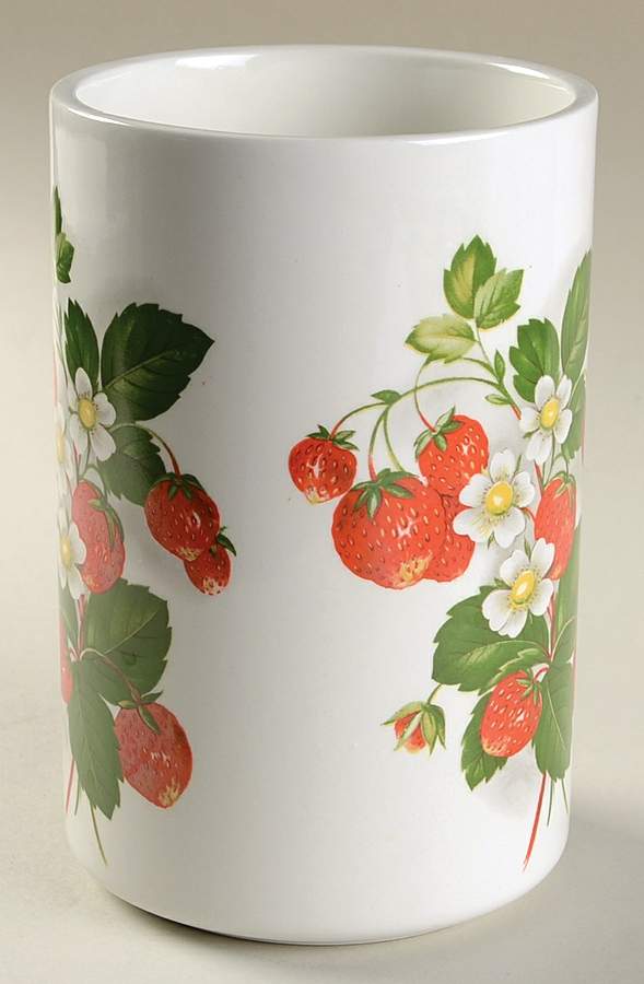 Strawberries Large Canister No Wood Lid by Portmeirion-1