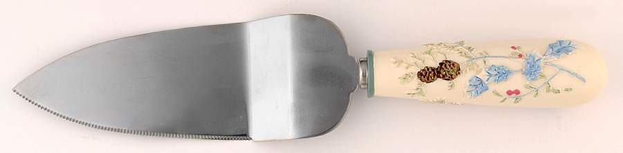 Winter Frost Resin Handle Cake Server by Pfaltzgraff-1