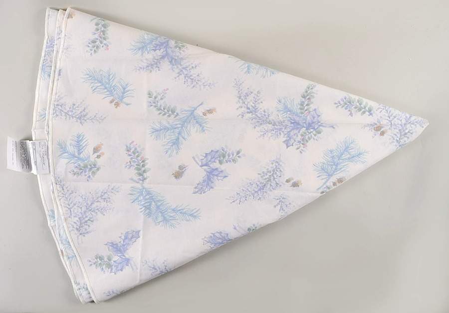 Winter Frost 60" Round Tablecloth by Pfaltzgraff-1