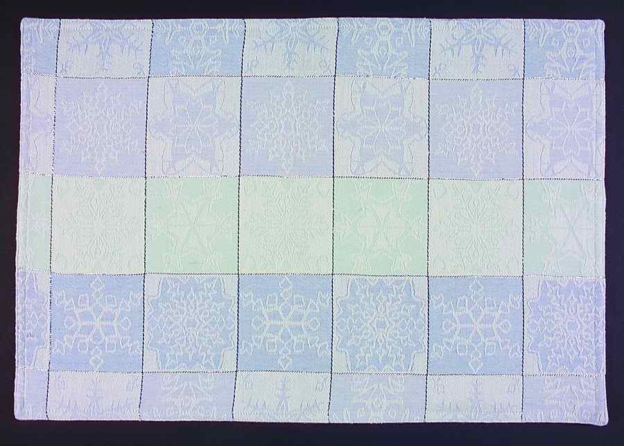 Winter Frost Cloth Placemat by Pfaltzgraff-1