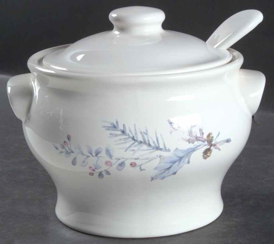 Winter Frost Mini Tureen w/Lid & Ladle by Pfaltzgraff-1