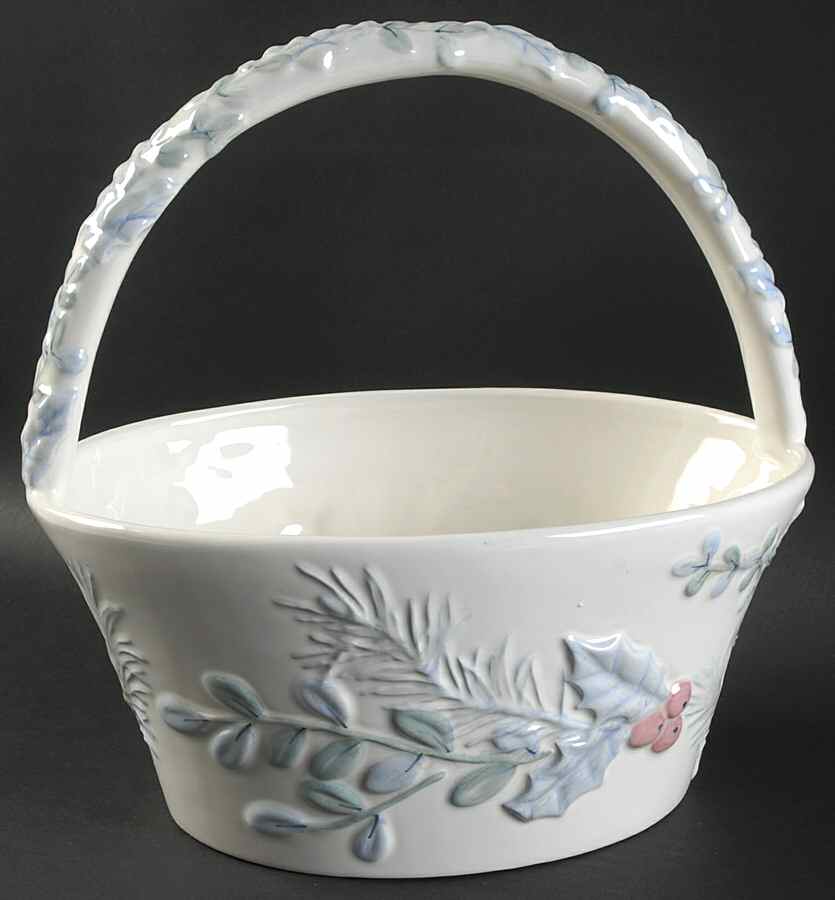Winter Frost Sculpted Basket by Pfaltzgraff-1