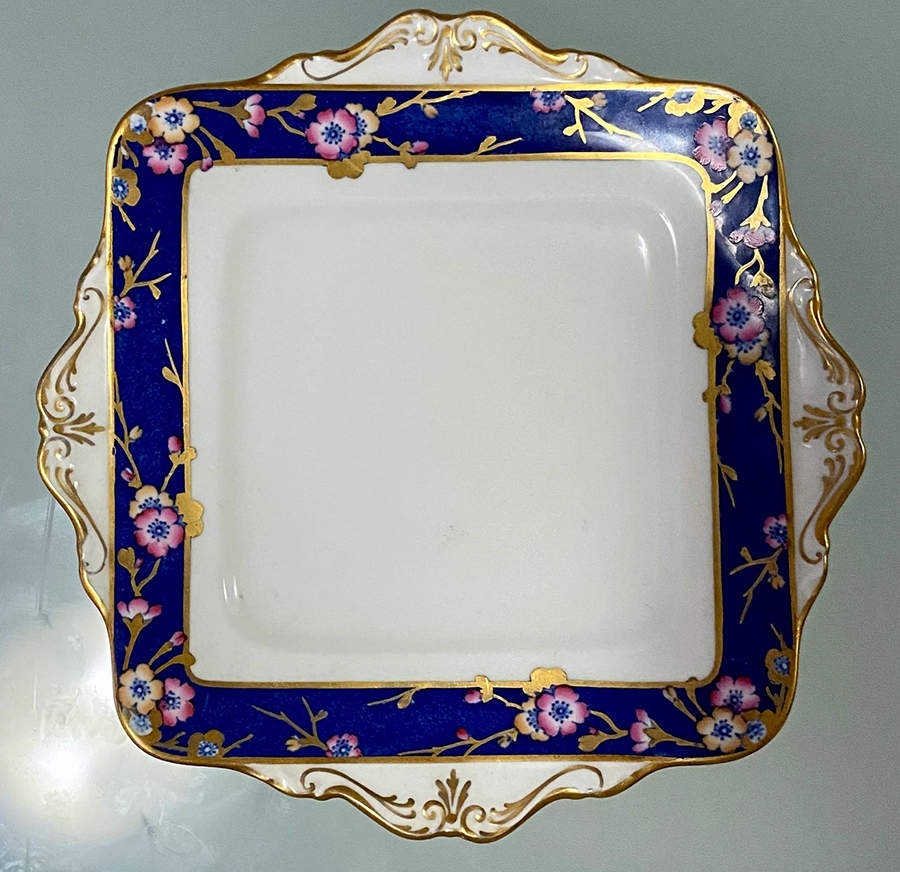 PAR52 Square Handled Cake Plate by Paragon-1