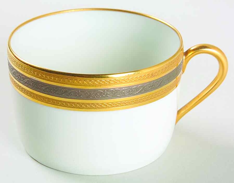 5925 Flat Cup by Porcelaine Lafarge-1