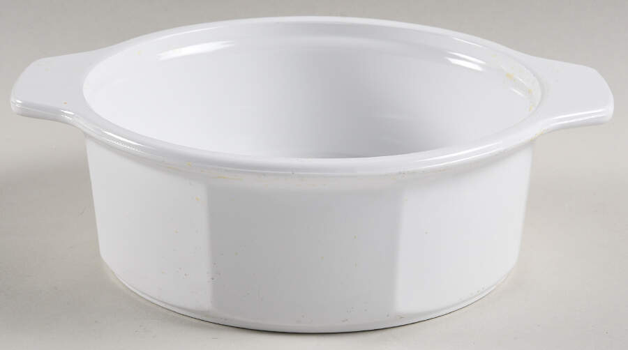 Nouveau 1 Qt Round Casserole No Lid by Princess House-1
