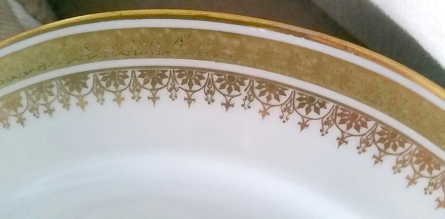 POY289 Dinner Plate by Jean Pouyat-1