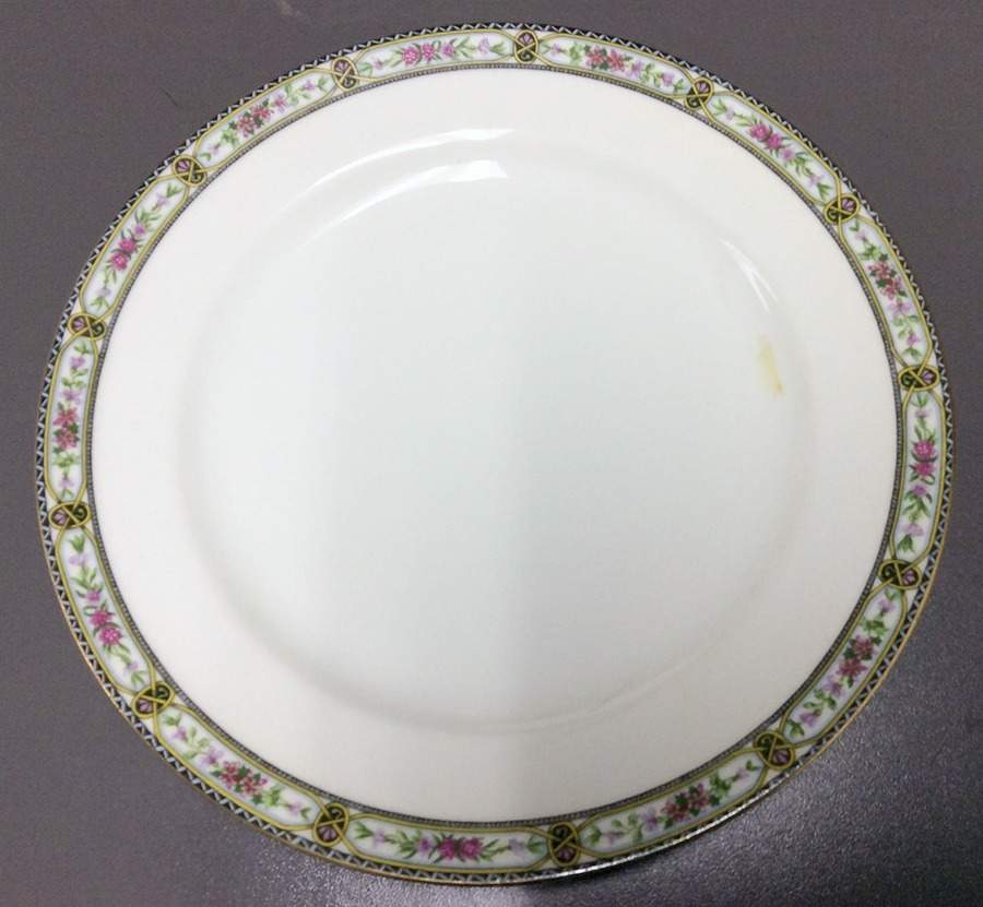 POY290 Dinner Plate by Jean Pouyat-1