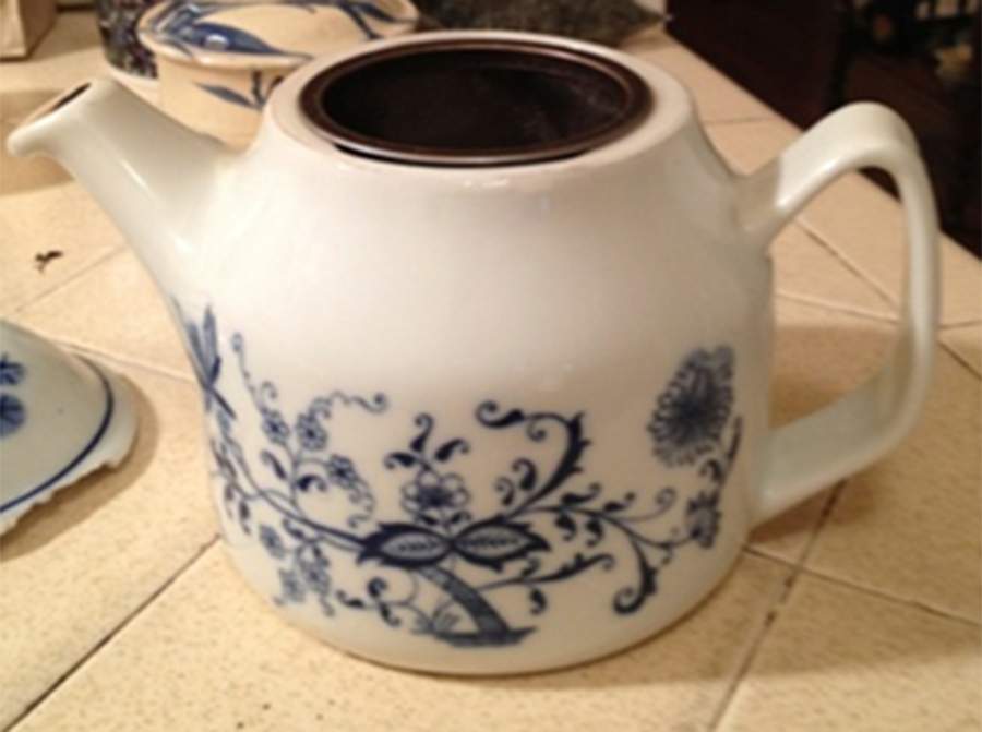 Onion Teapot No Lid by Porsgrund-1