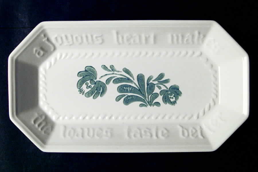 PFA40 Bread Tray by Pfaltzgraff-1