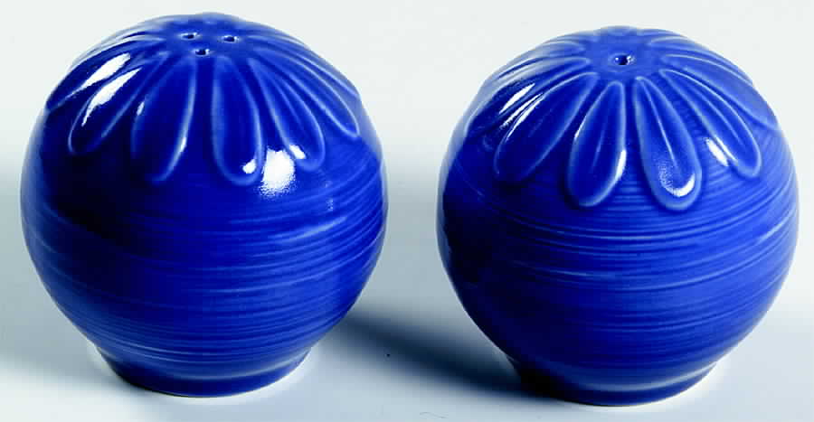 Wyngate Blue Salt & Pepper Set by Pfaltzgraff-1