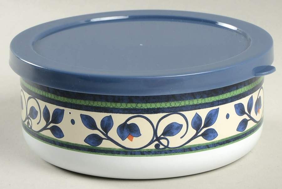 Orleans Bowl-Metal 5 3/4 W/Plastic Lid by Pfaltzgraff-1