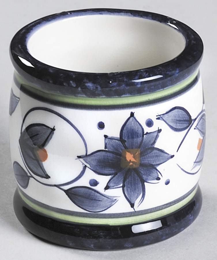 Orleans Napkin Ring by Pfaltzgraff-1