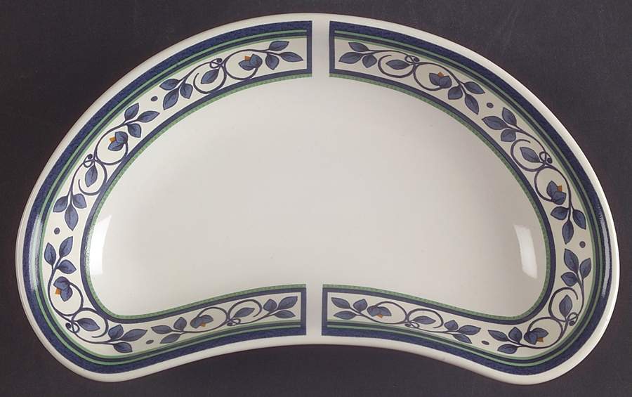 Orleans Crescent Salad Plate by Pfaltzgraff-1