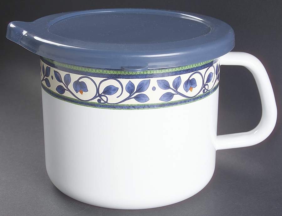 Orleans 4-In-1 Metal Measuring Cup with Plastic Lid by Pfaltzgraff-1