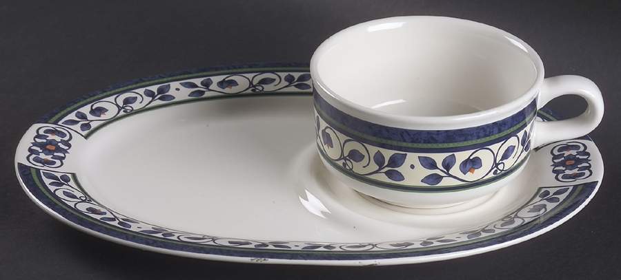 Orleans Snack Tray & Soup Mug Set by Pfaltzgraff-1