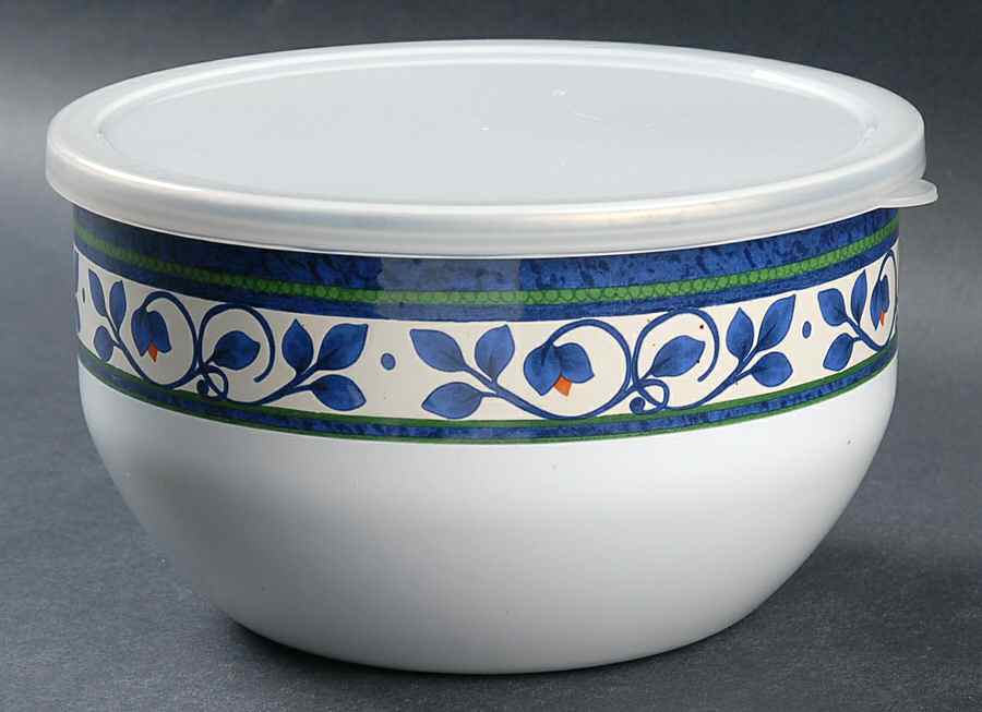 Orleans 6 7/8" Metal Bowl W/Plastic Lid by Pfaltzgraff-1
