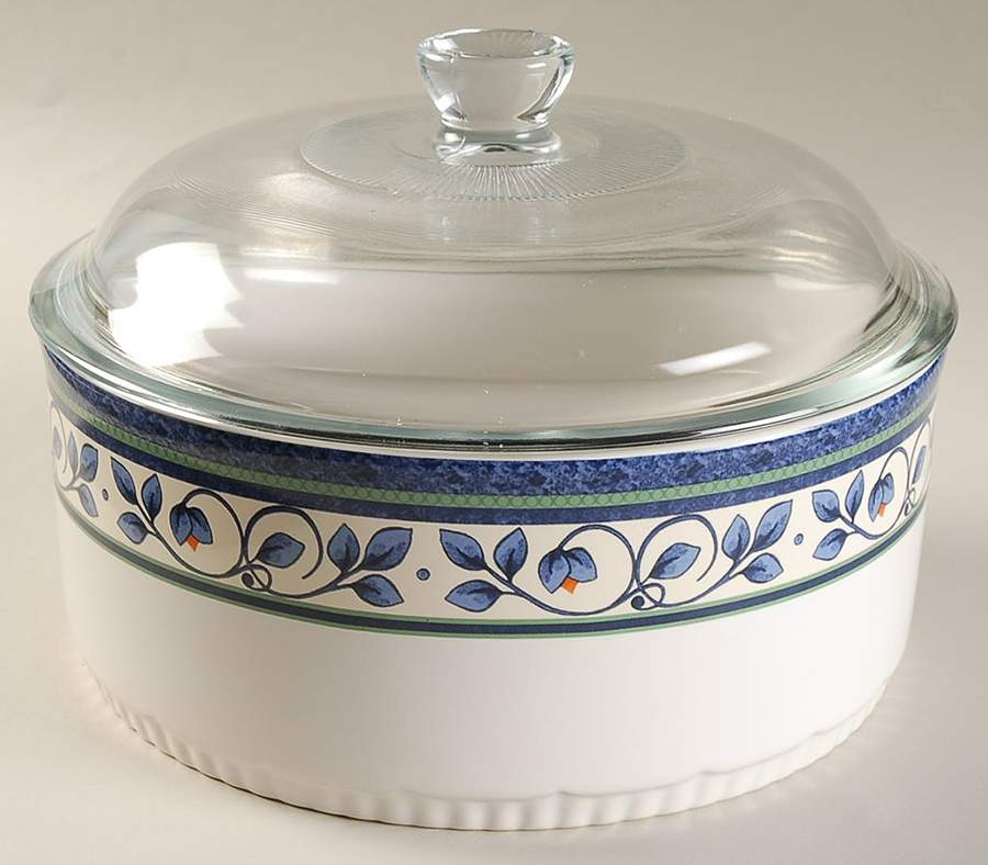 Orleans 2.5 Quart Round Covered Baker by Pfaltzgraff-1