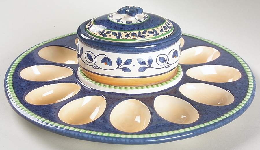 Orleans Sculpted Deviled Egg with Covered Bowl by Pfaltzgraff-1