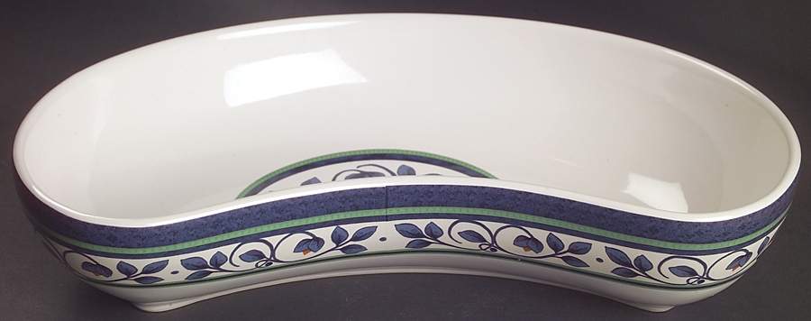 Orleans Crescent Bowl by Pfaltzgraff-1