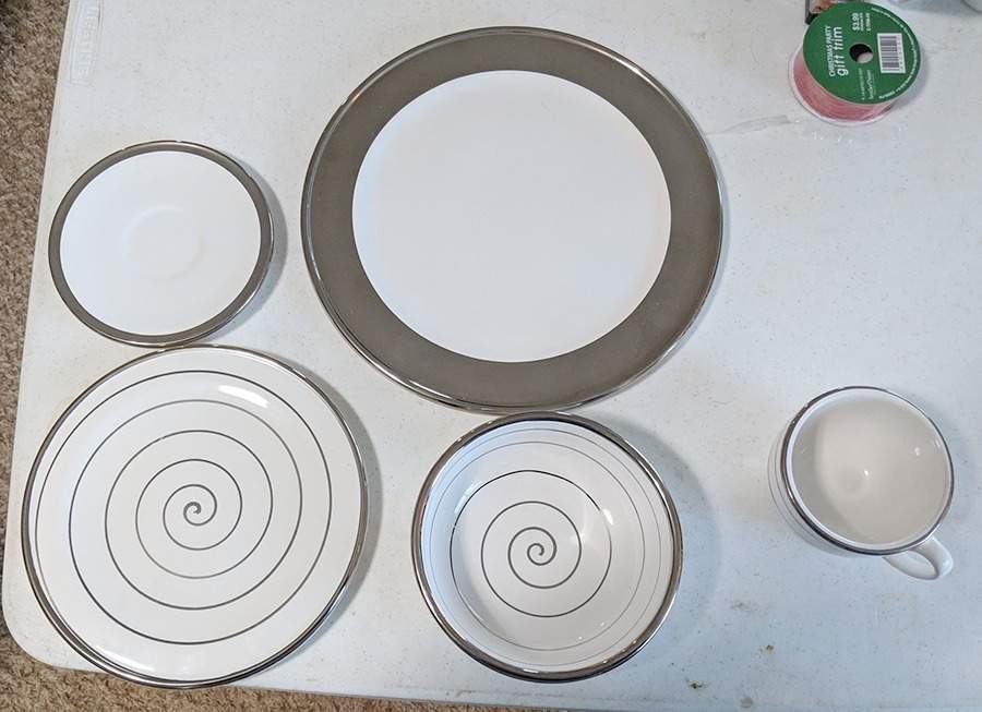POR27 Dinner Plate by Portugal-1