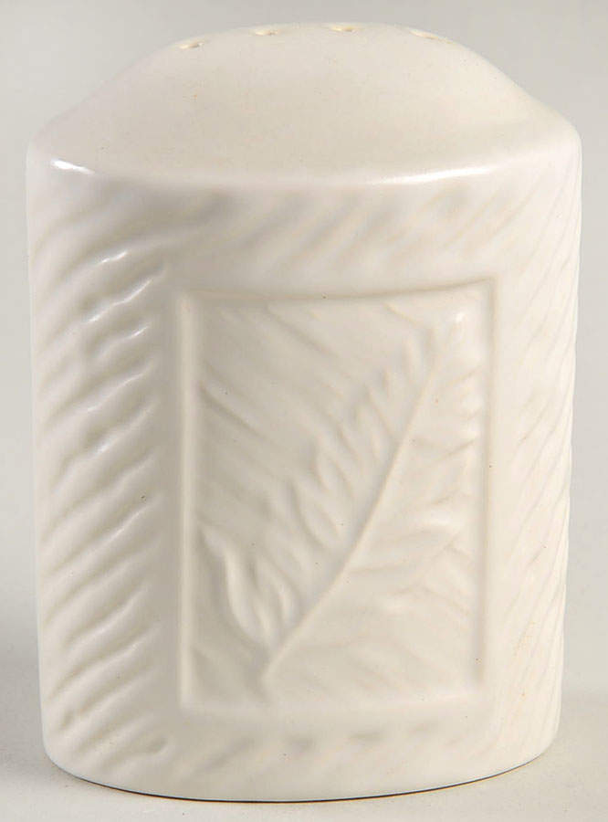 Sierra Pepper Shaker by Pfaltzgraff-1