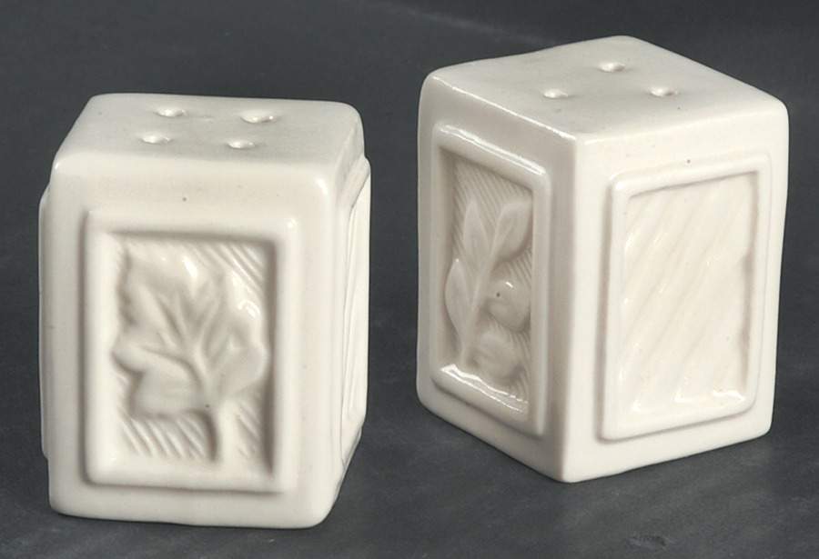 Sierra Individual Salt & Pepper Set by Pfaltzgraff-1