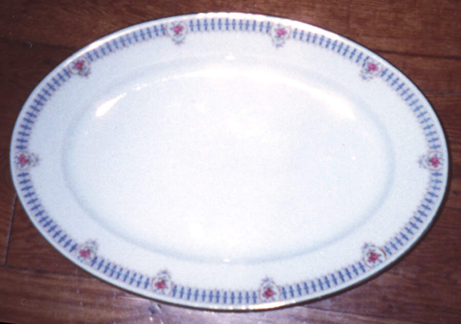 PUN67 13" Oval Serving Platter by Porcelain Union-1
