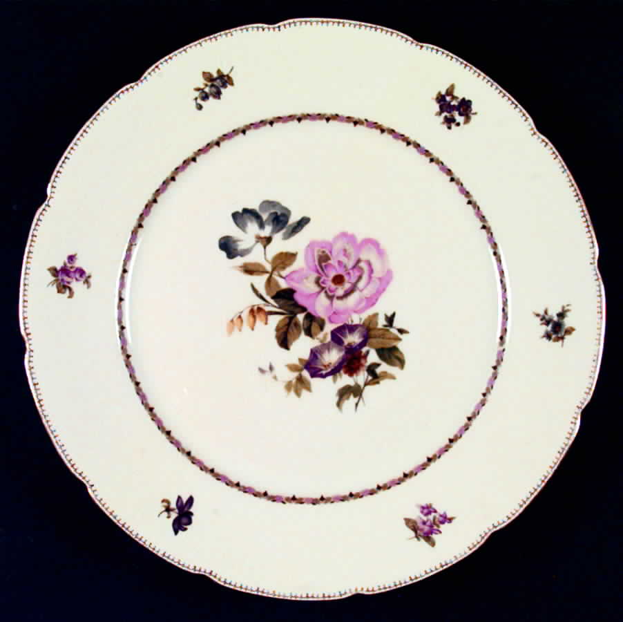 E7674 Dinner Plate by Pfeiffer & Lowenstein-1